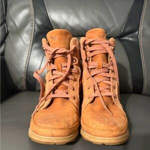 Chaco Brown Leather Performance Footwear Label